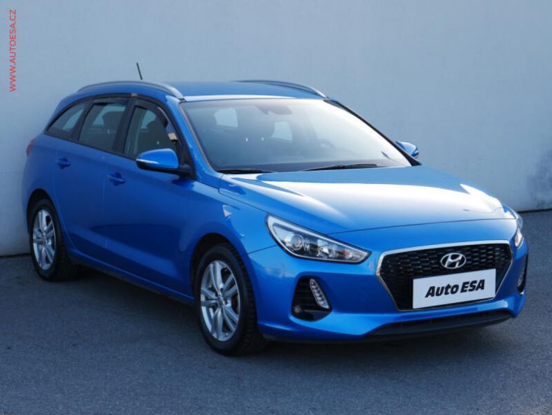 Hyundai i30 - hlavní foto