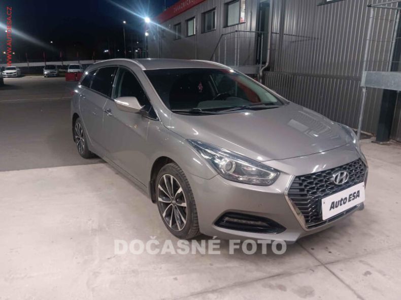 Hyundai i40 - hlavní fotka inzerátu