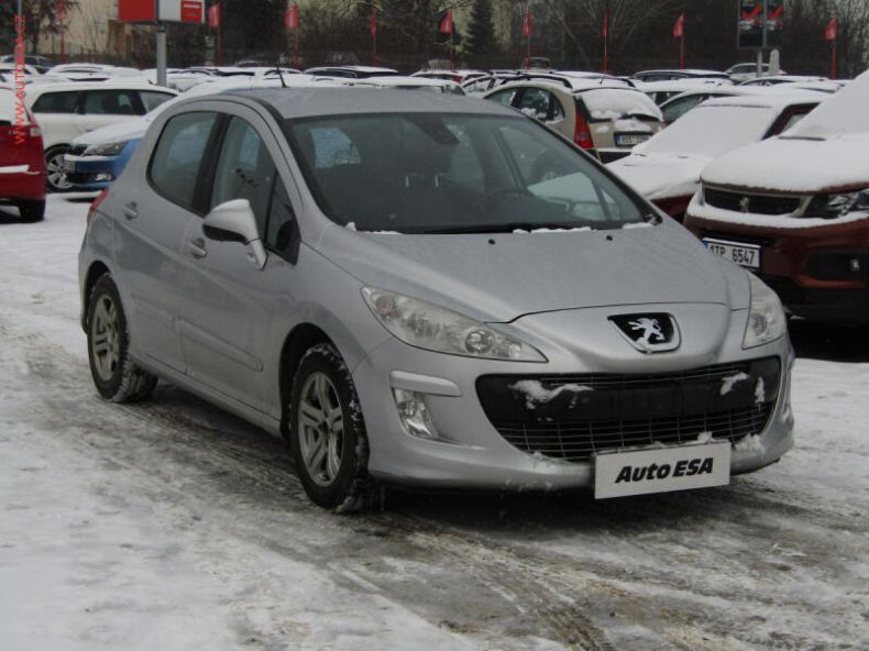 Peugeot 308 - hlavní foto