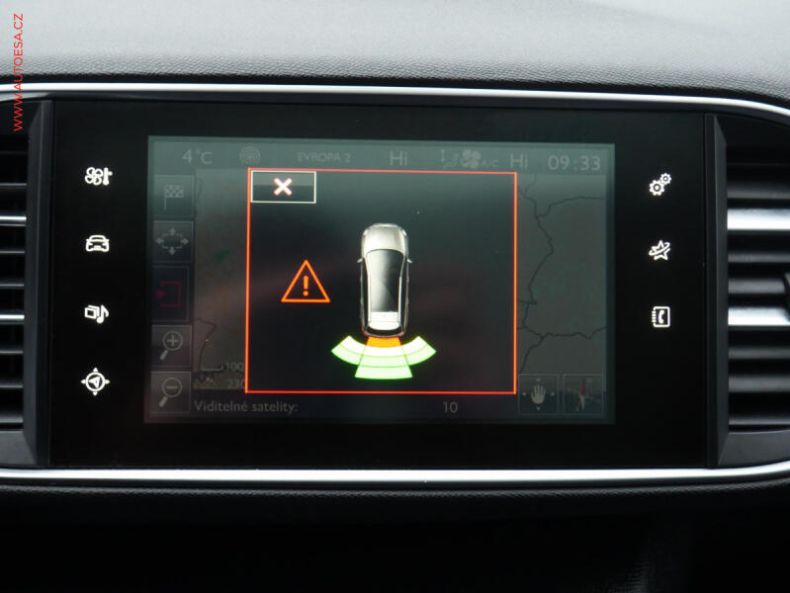 Peugeot 308 - hlavní fotka