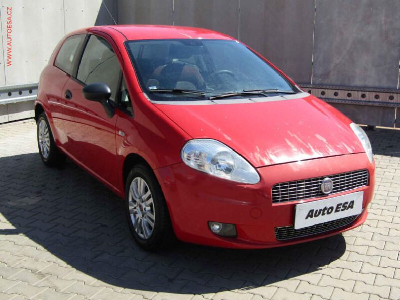 Fiat Punto - hlavní foto