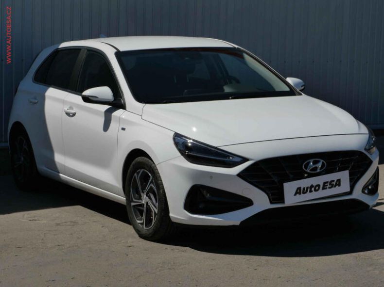 Hyundai i30 - hlavní foto