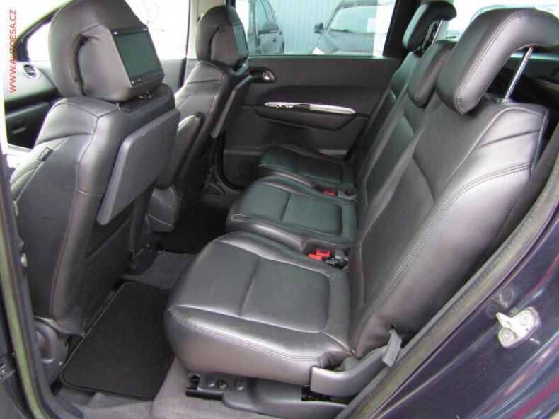 Peugeot 5008 - hlavní fotka