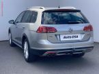 Volkswagen Golf - fotka číslo 5