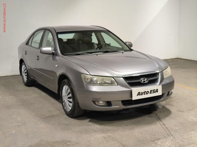 Hyundai Sonata - hlavní foto