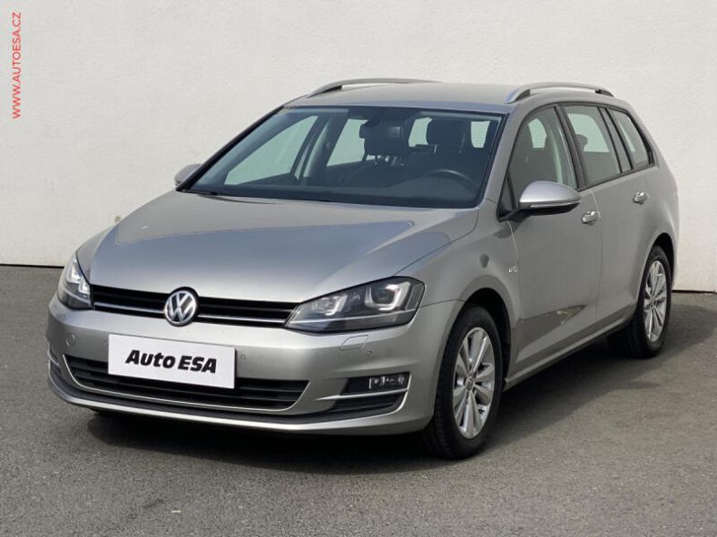 Volkswagen Golf - hlavní fotka