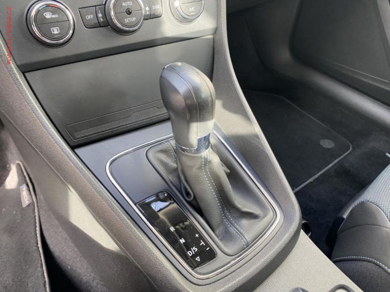 Seat Leon - hlavní fotka