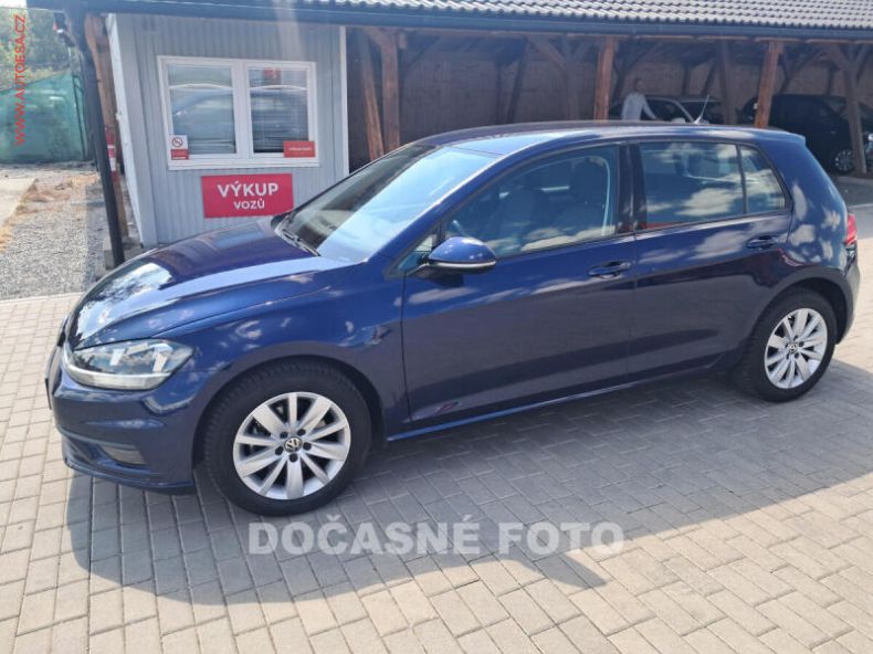 Volkswagen Golf - hlavní foto