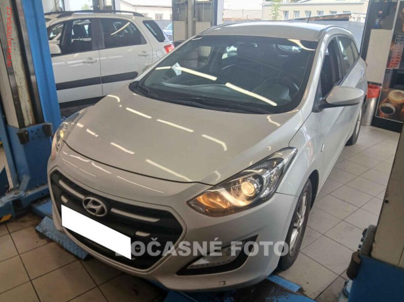 Hyundai i30 - hlavní fotka inzerátu