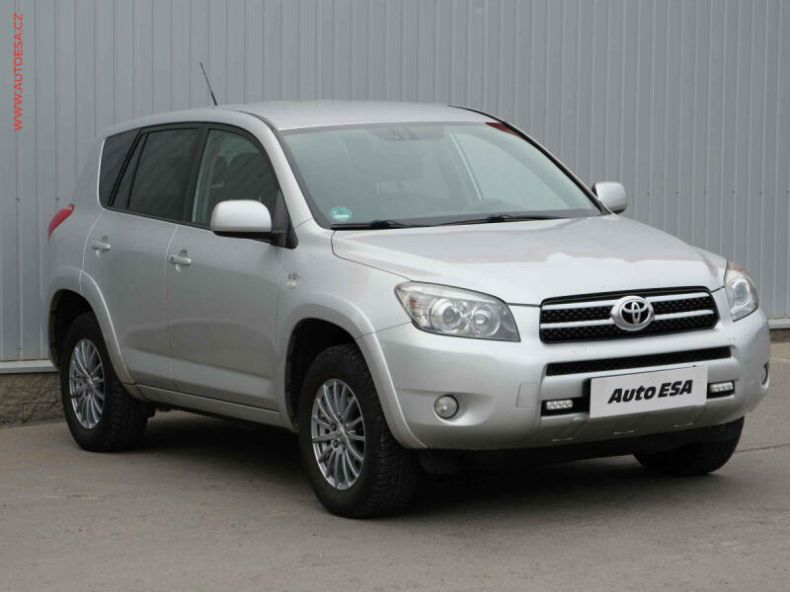Toyota RAV 4 - hlavní fotka inzerátu