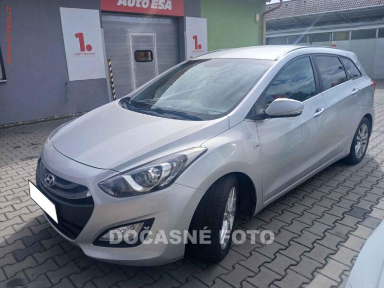 Hyundai i30 - hlavní fotka inzerátu