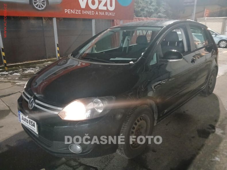 Volkswagen Golf - hlavní foto