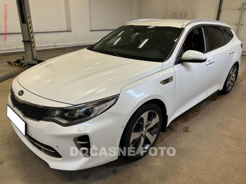 Kia Optima - hlavní foto