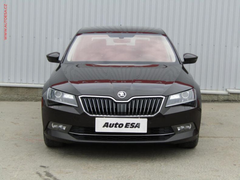 Škoda Superb - hlavní fotka