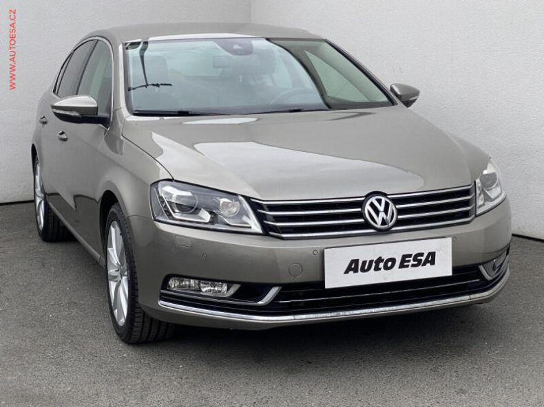 Volkswagen Passat - hlavní fotka inzerátu