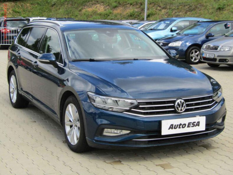 Volkswagen Passat - hlavní foto