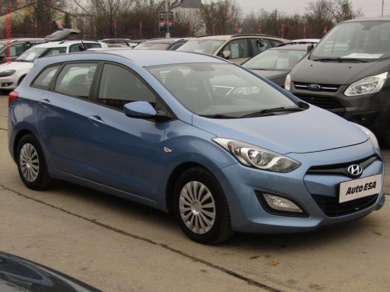 Hyundai i30 - hlavní foto