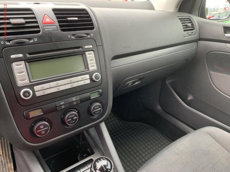 Volkswagen Golf - hlavní fotka