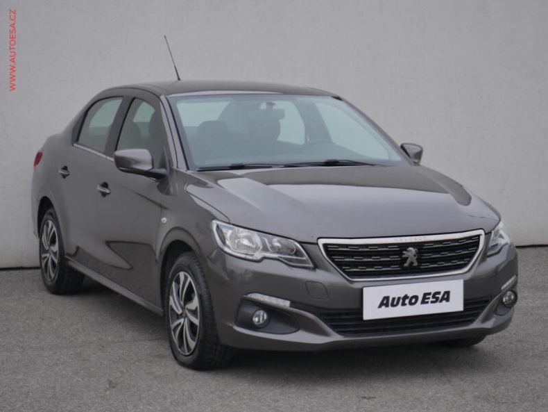Peugeot 301 - hlavní foto