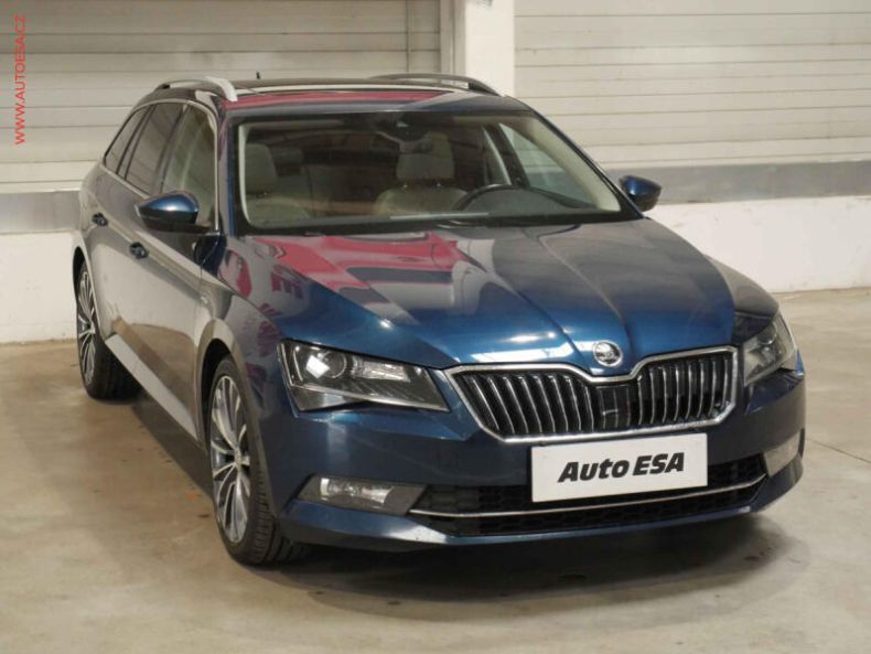 Škoda Superb - hlavní foto