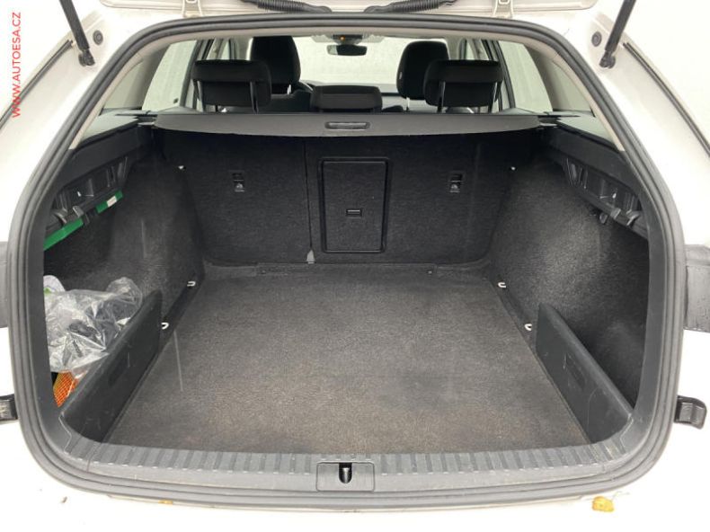 Škoda Octavia - hlavní fotka