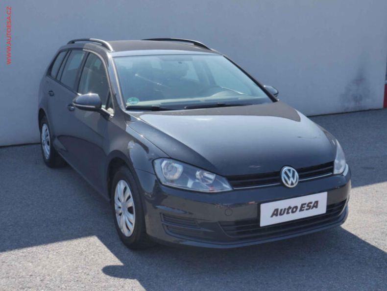 Volkswagen Golf - hlavní fotka