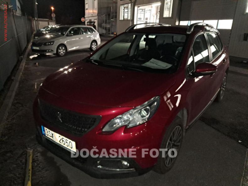 Peugeot 2008 - hlavní foto