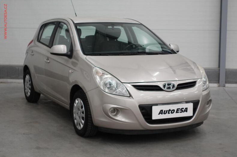 Hyundai i20 - hlavní foto