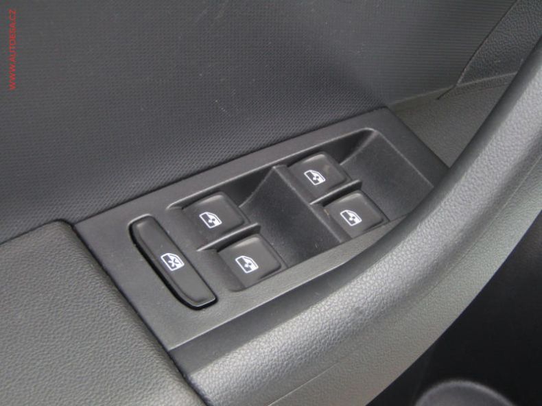 Škoda Rapid - hlavní fotka