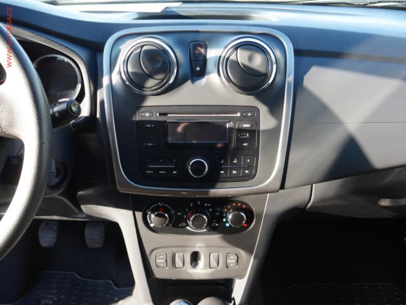 Dacia Sandero - hlavní fotka