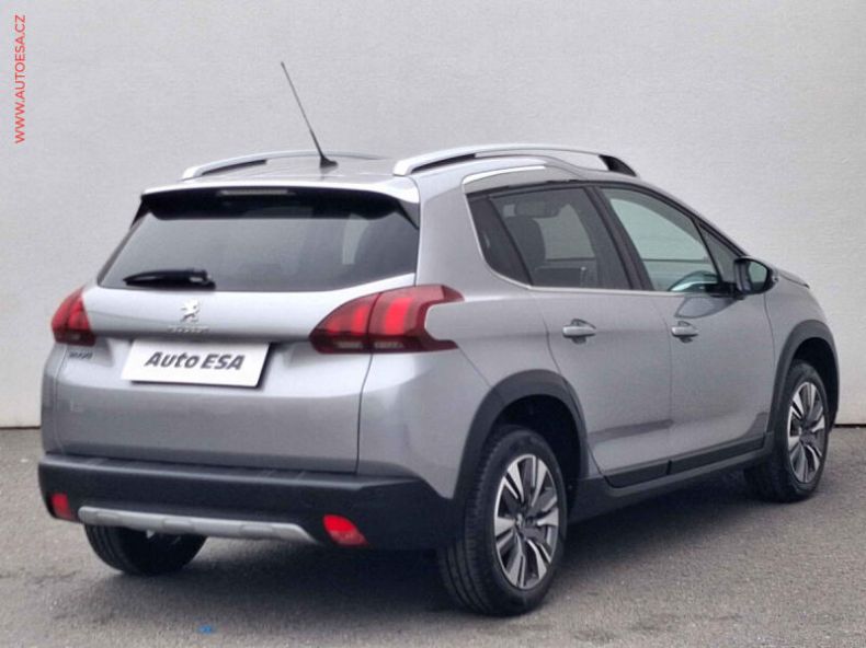 Peugeot 2008 - hlavní fotka