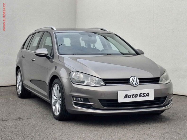 Volkswagen Golf - hlavní foto