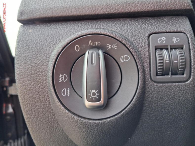 Volkswagen Golf - hlavní fotka
