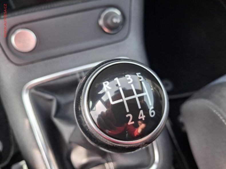 Volkswagen Golf - hlavní fotka