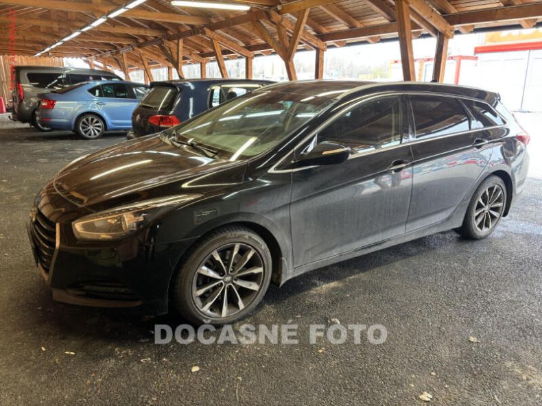Hyundai i40 - hlavní foto