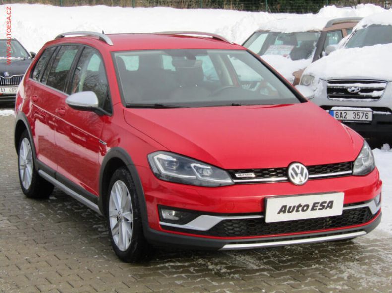 Volkswagen Golf - hlavní foto