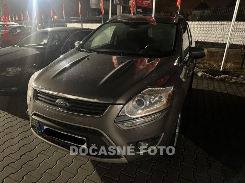 Ford Kuga - hlavní foto