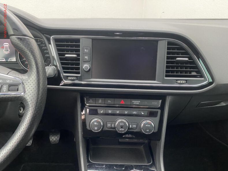 Seat Leon - hlavní fotka