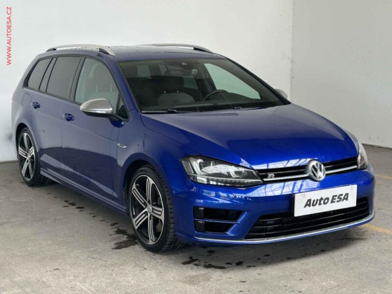 Volkswagen Golf - hlavní foto