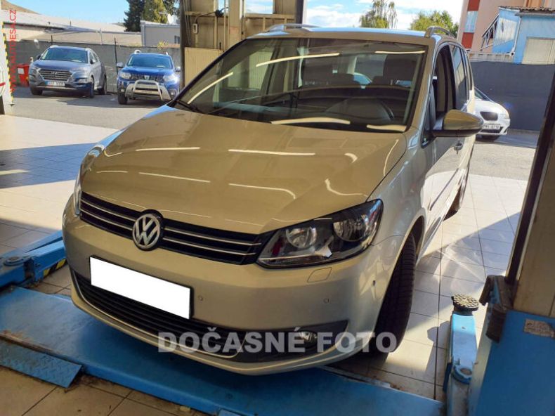 Volkswagen Touran - hlavní fotka inzerátu