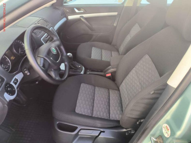 Škoda Octavia - hlavní fotka