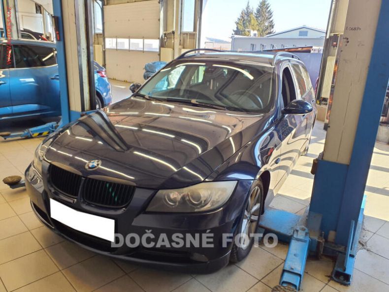 BMW Řada 3 - hlavní foto