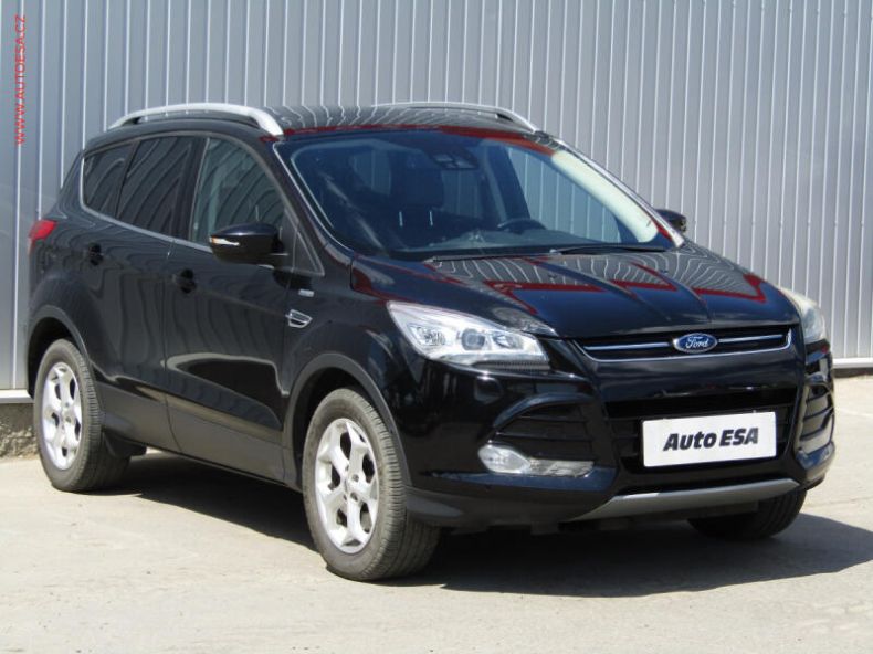 Ford Kuga - hlavní foto