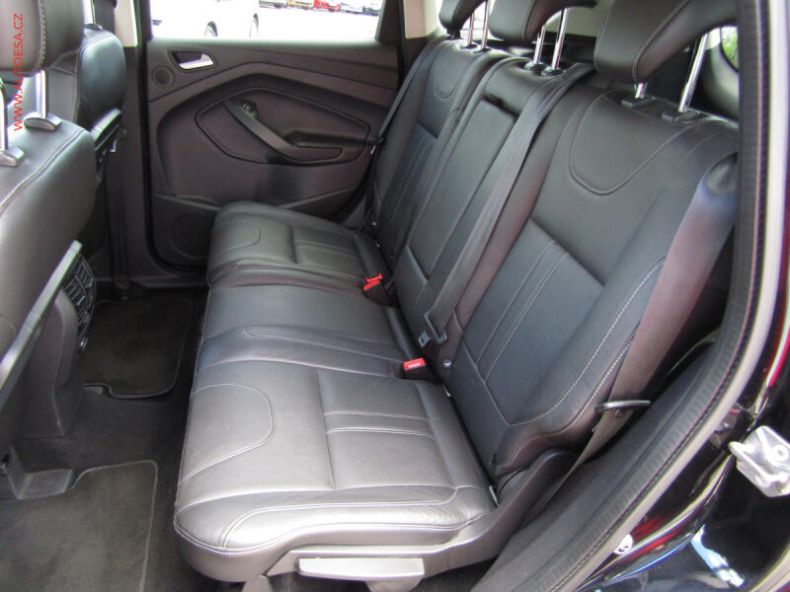 Ford Kuga - hlavní fotka