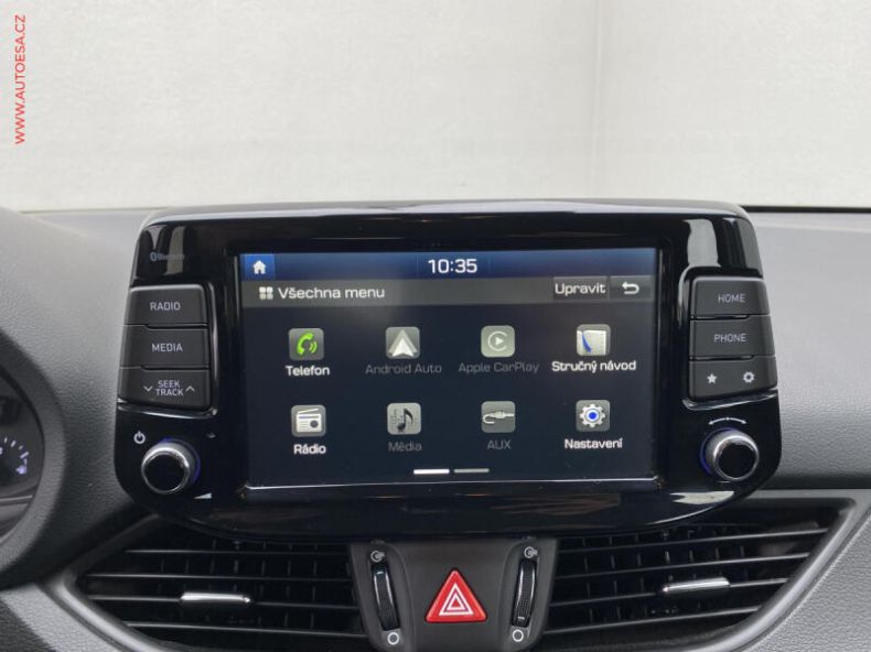 Hyundai i30 - hlavní fotka