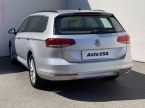 Volkswagen Passat - fotka číslo 5