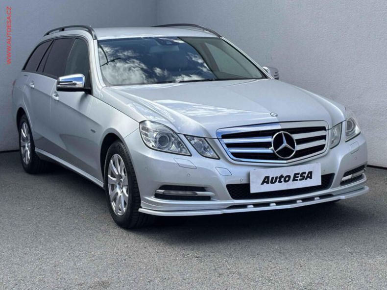 Mercedes Třída E - hlavní foto