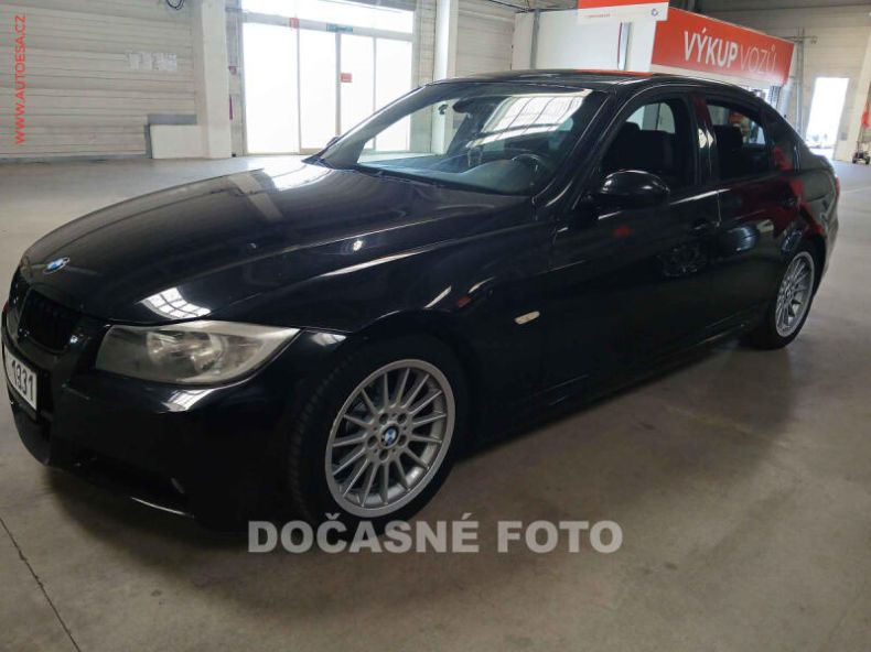 BMW Řada 3 - hlavní foto
