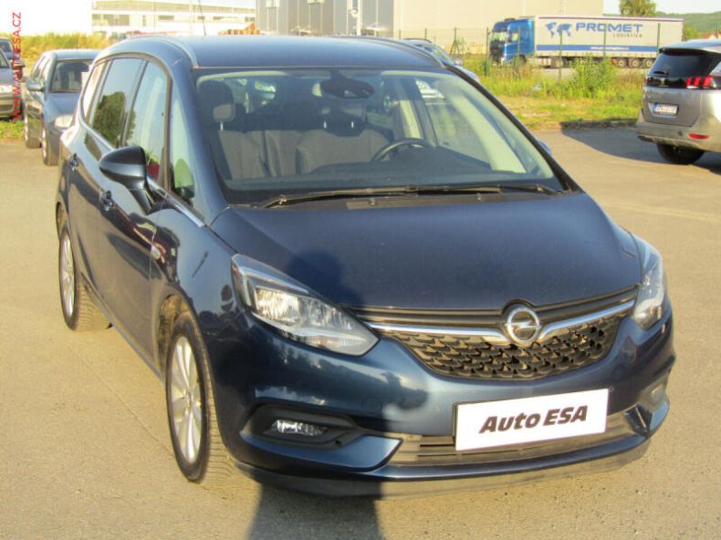 Opel Zafira - hlavní foto