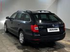 Škoda Superb - fotka číslo 5